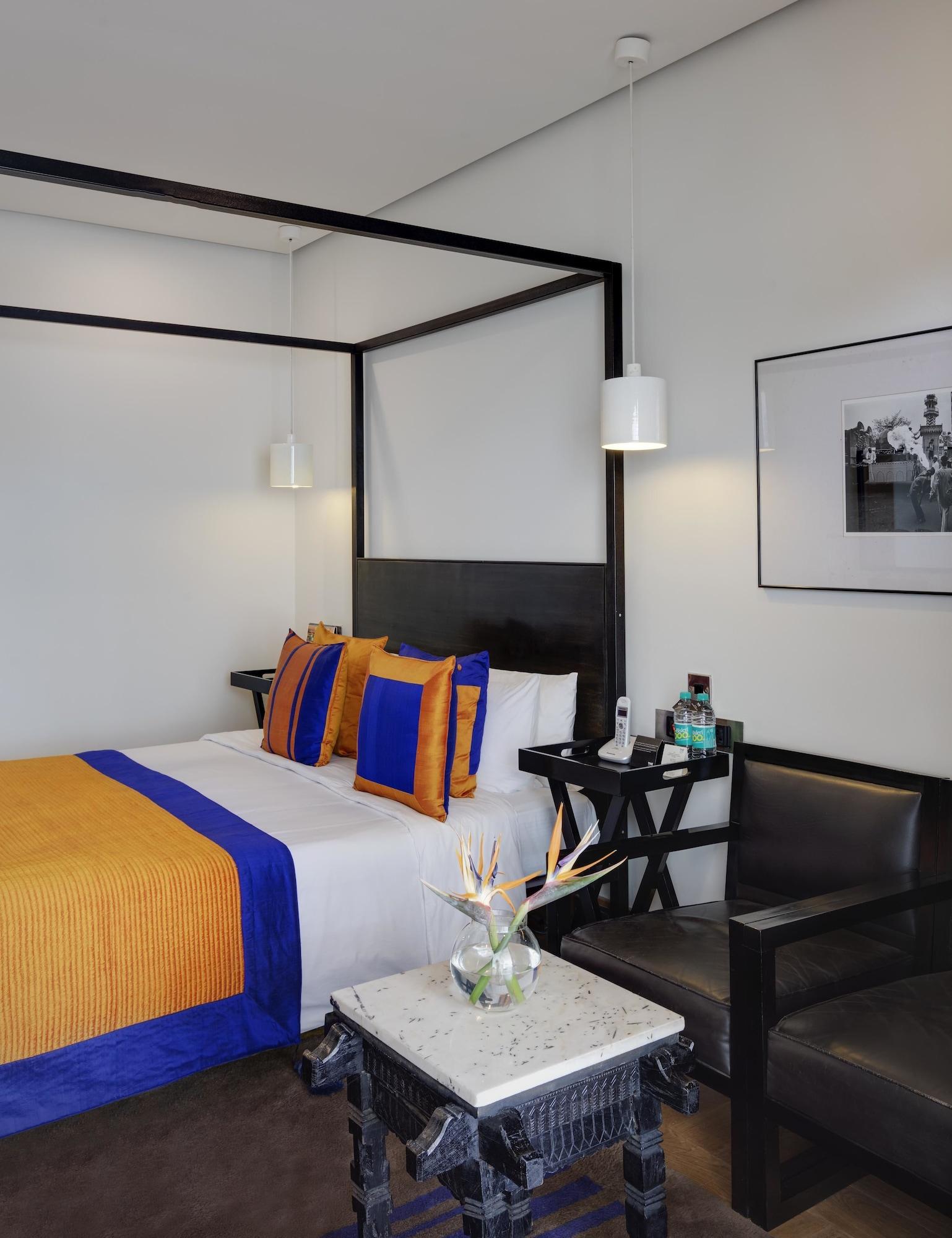 The Park Bangalore, Mg Road Exteriér fotografie A room at the Taj Bengal