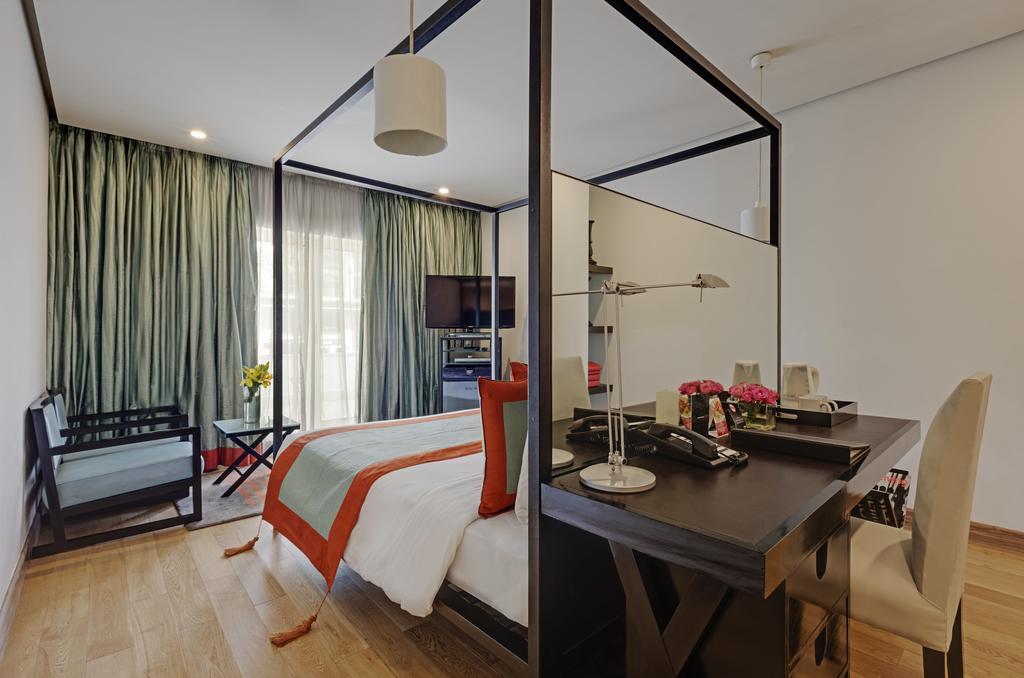 The Park Bangalore, Mg Road Exteriér fotografie A room at the Park